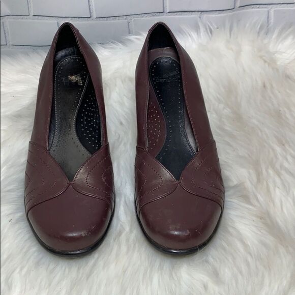 Dansko Brown Leather Dress Heels Size 38/7.5 - Picture 2 of 6